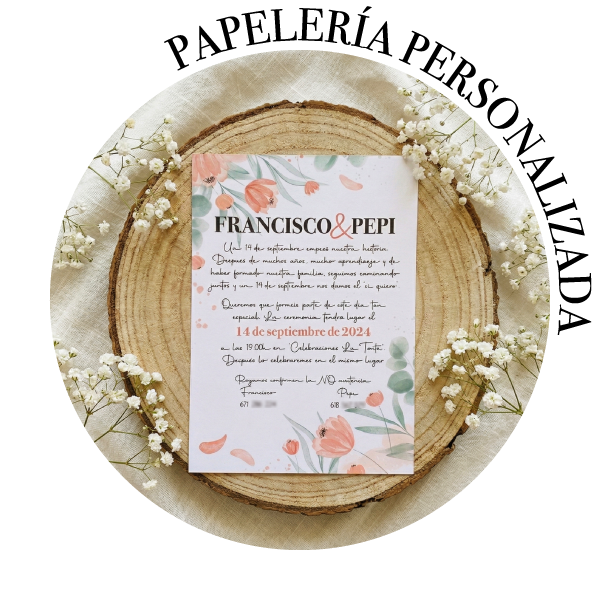 Papelería de boda artesanal con invitaciones y minutas de Alegría Estudio.