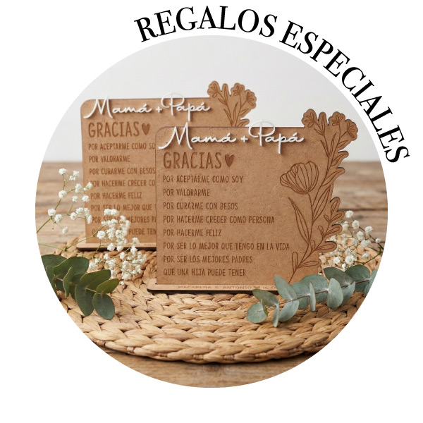 Regalo para abuelos y padrinos de comunión personalizado de Alegría Estudio.
